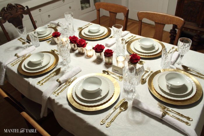 Formal dining table decor