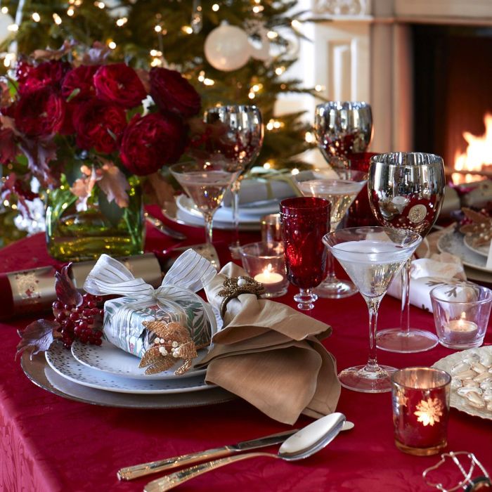 Sofa table christmas decor